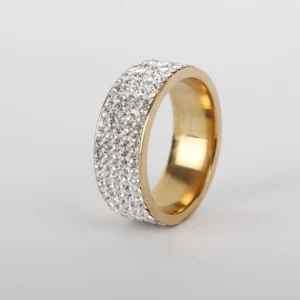 Δαχτυλίδι από ανοξείδωτο ατσάλι και μικρά zircon